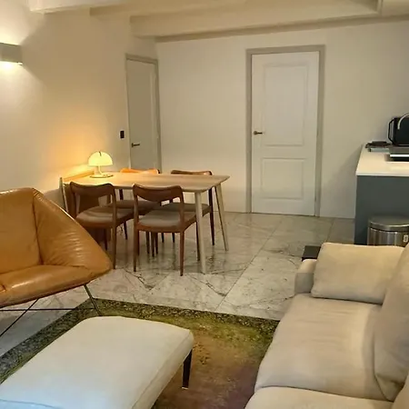 Apartmán Elegant On The Canal Ring